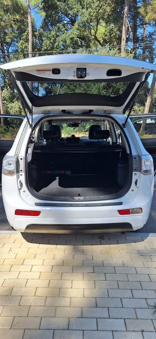 Mitsubishi Outlander PHEV 2.0 Hybrid Plug-in 4WD Intense+