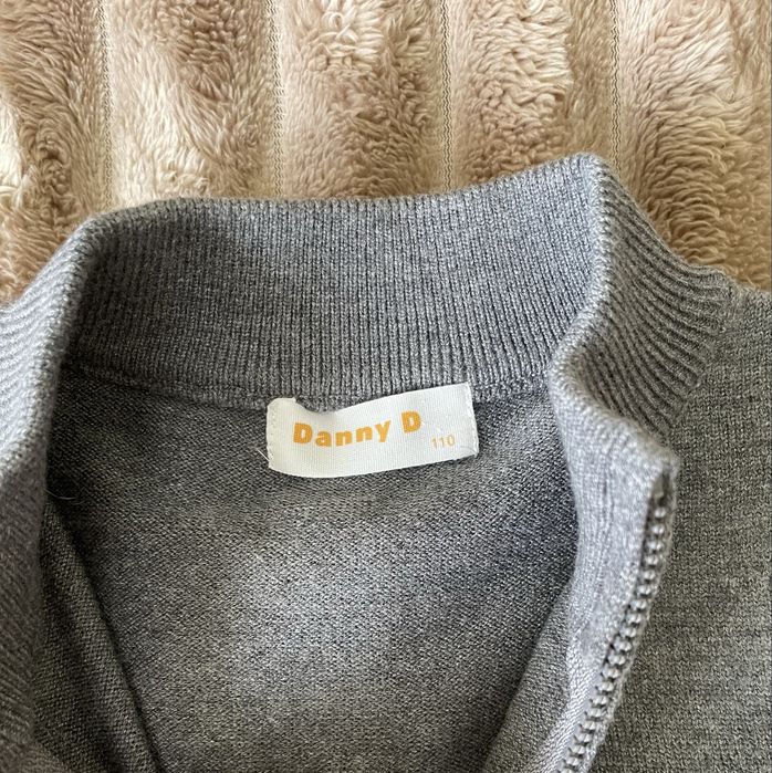 Продам кофту на хлопчика