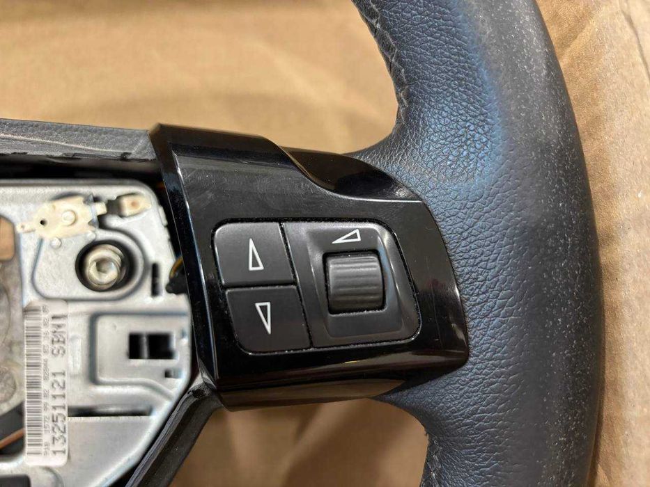 Руль Opel Astra H б/у