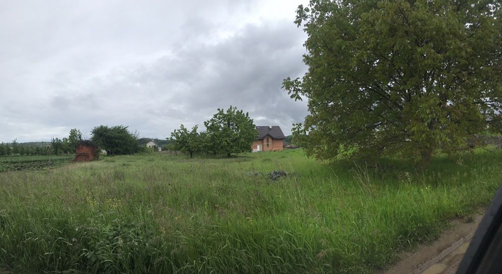 Земельна ділянка під будівництво