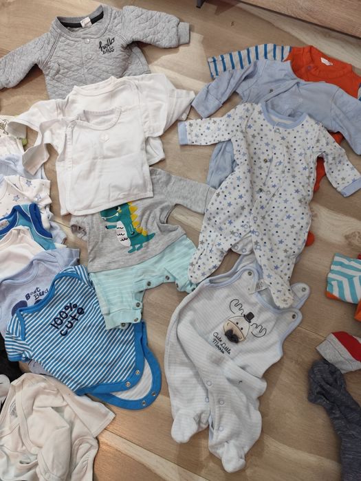 Zestaw ubrań dla chłopca rozm. 56+ 50+62