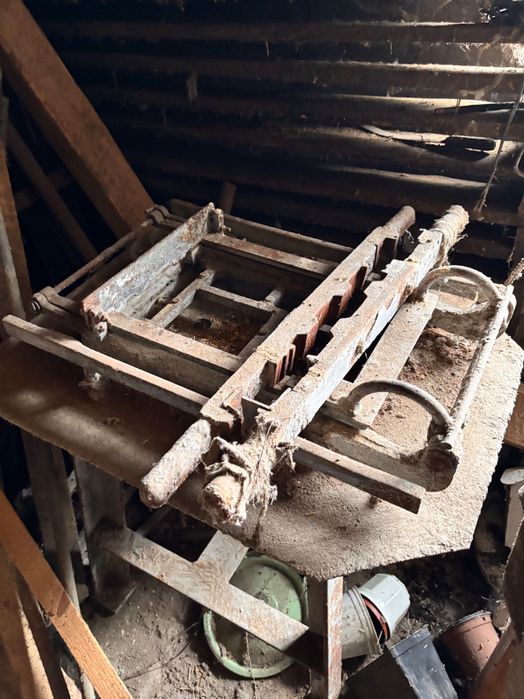 Dachówczarka do ręcznego wyrobu dachówki