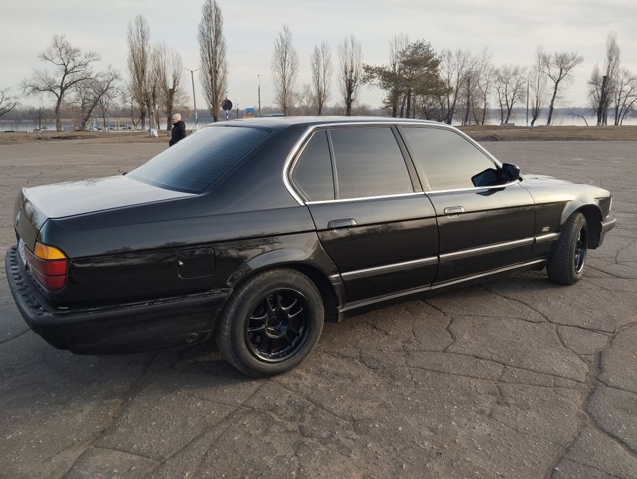 Продам вмв е32  730