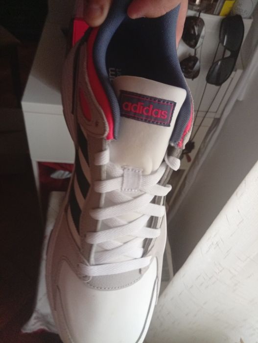 Tênis adidas novos