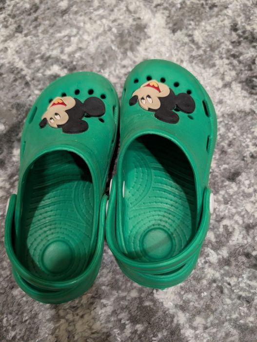 Продам крокси 27 розміру