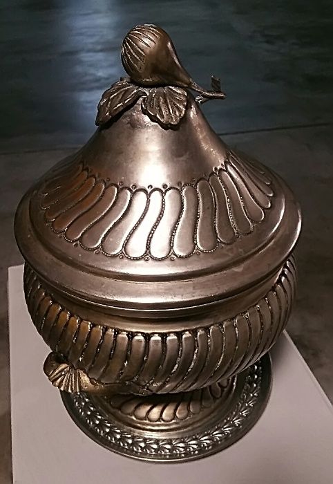 Terrina c/Prato “Centro de Mesa em casquinha“