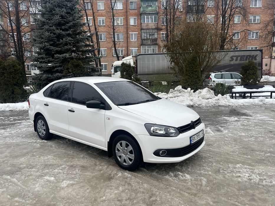 продам volkswagen polo sedan