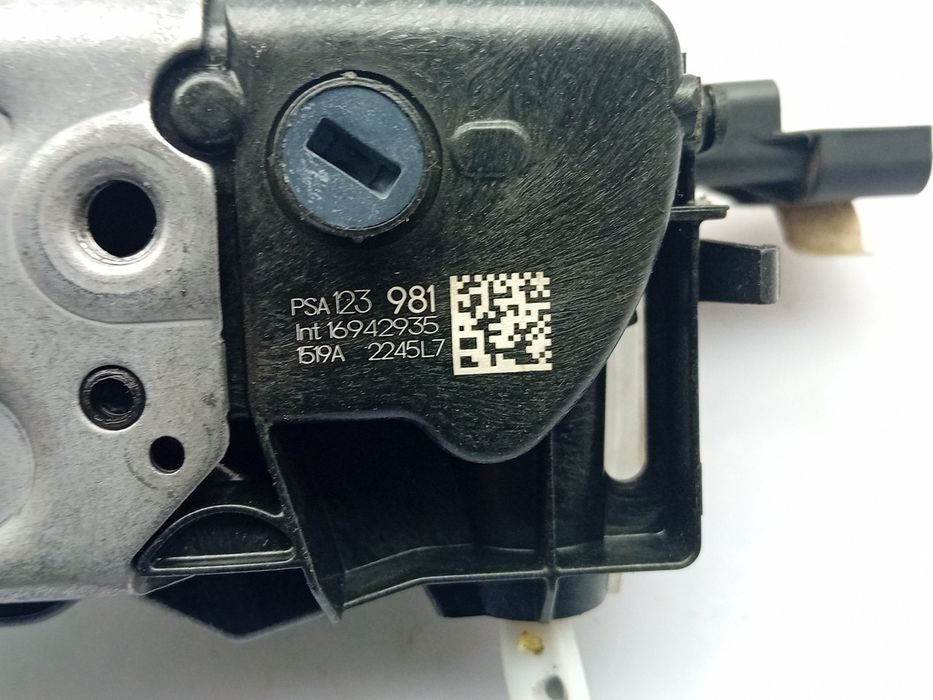 Fechadura / fecho porta frente esquerdo CITROËN C3 III (SX)