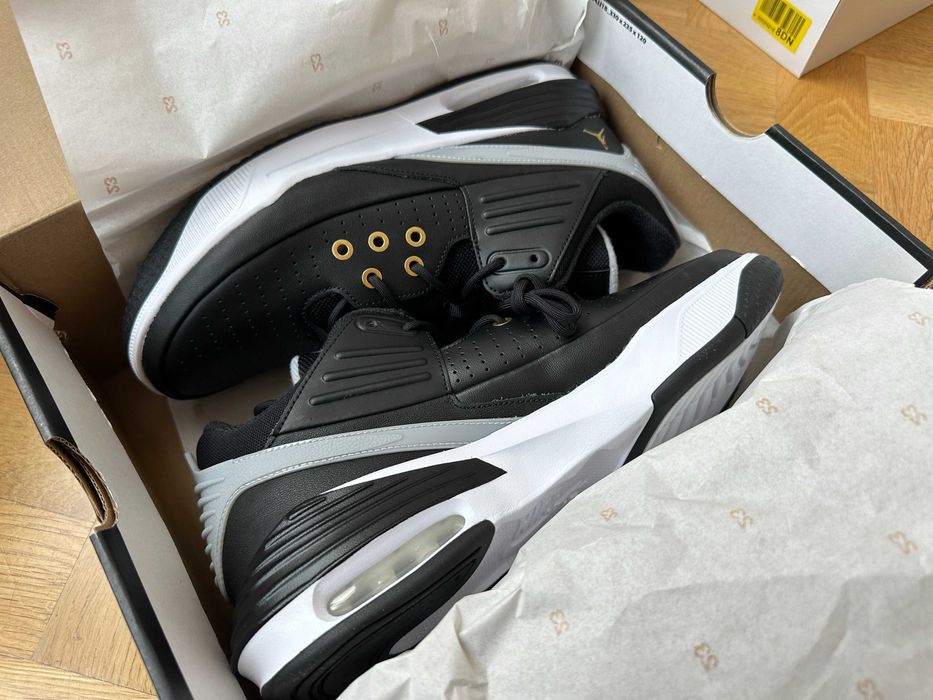 Кросівки Jordan Max Aura 5 DZ4353-017