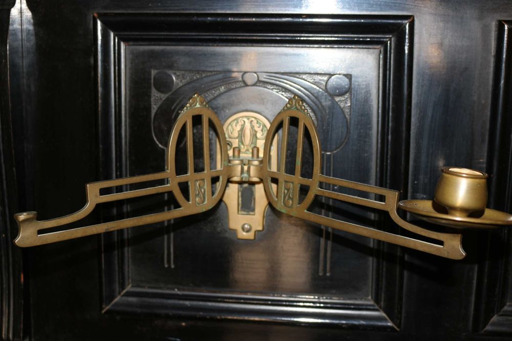 Piano vertical (Bell & Cª, Berlin)