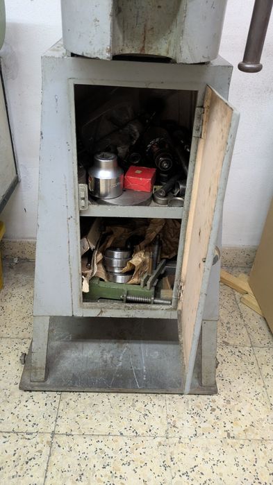 Prensa Manual com armário e acessórios