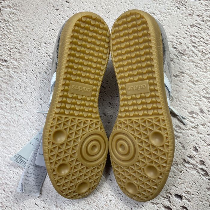 jr0035 оригінал нові жіночі кеди adidas casual samba silver originals