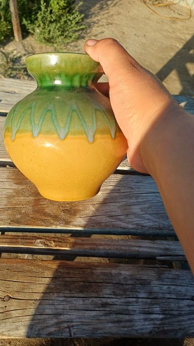 Продам ваза-горшочек)