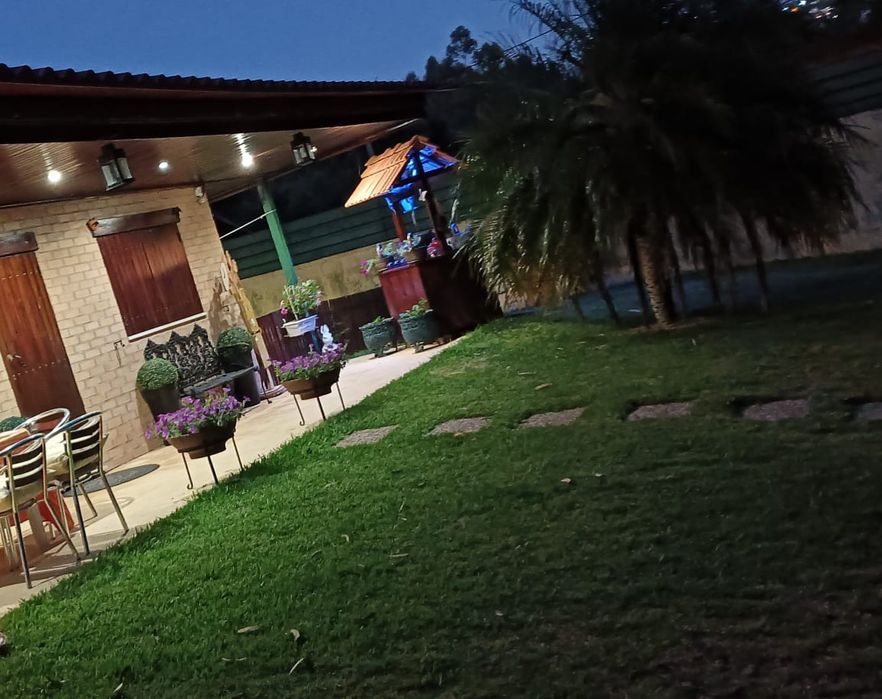 Acolhimento Familiar 24h para Idosa ou Casal | Casa Térrea c/ Jardim