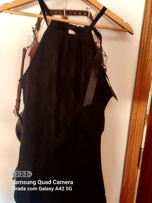 Top  Ana Sousa preto cerimonia em otimo estado