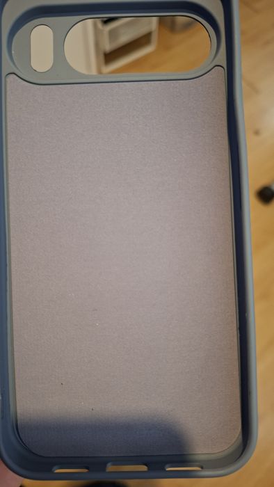 Vendo 2  capas para telemóvel Google pixel 10 pro xl