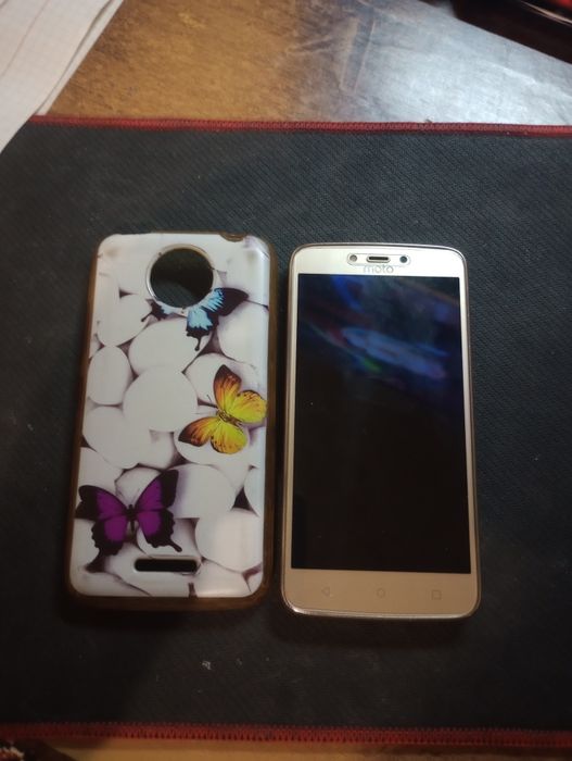 Моторола С Plus (xt 1723)