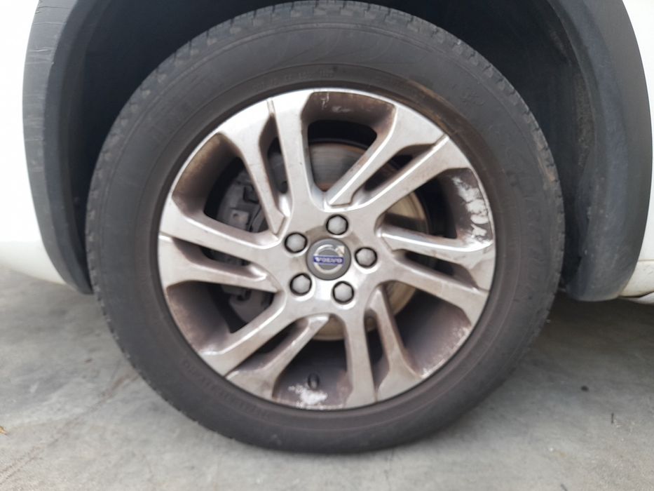 Conjunto de jantes VOLVO V60 I Cross Country (157)