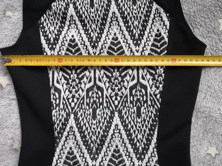sukienka h&m 36 czarno biała