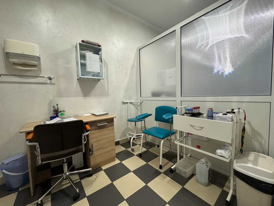 Діюча мед клініка 165 м² у заселеному ЖК | Ліцензії | Готовий бізнес