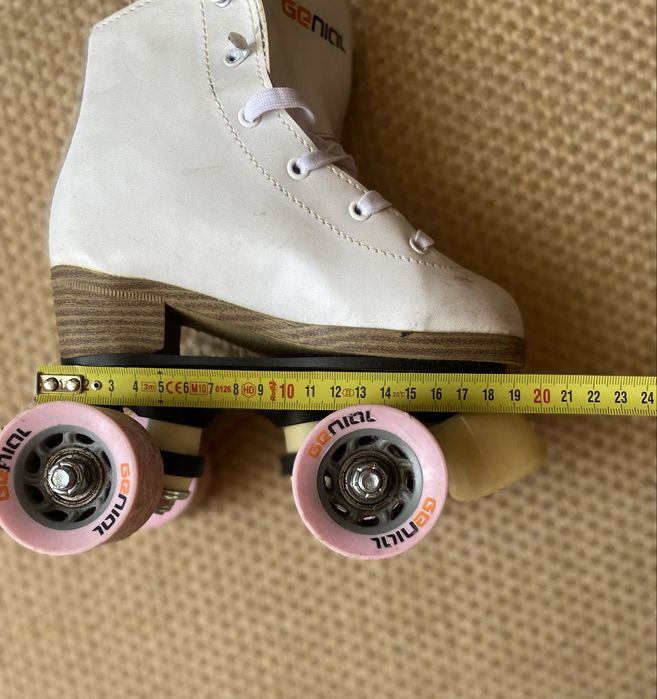Patins artísticos da Genial
