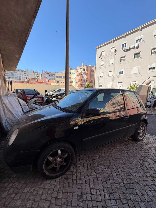 VW Lupo 1.4 TDI (Económico) – Histórico Familiar / Inspeção e Selo em Dia