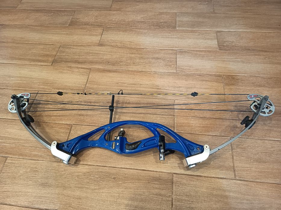 Arco compound hoyt (composto)