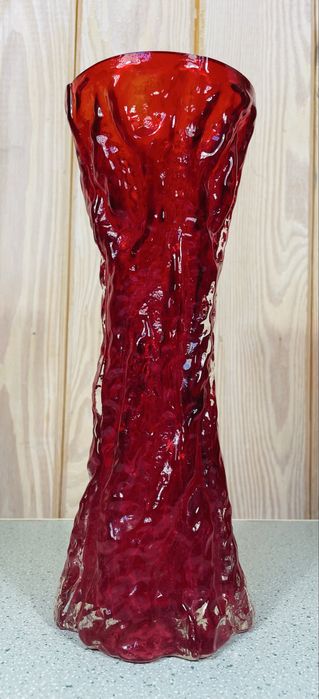 Wazon space age magmowy