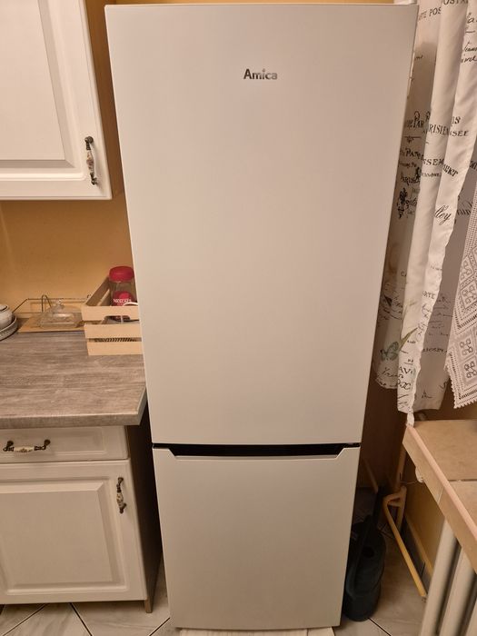 Lodówka Amica Pełny  NoFrost