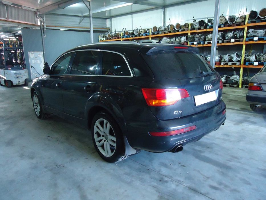 Audi Q7 3.0 Tdi 235cv (BUG) de 2008 só ás peças