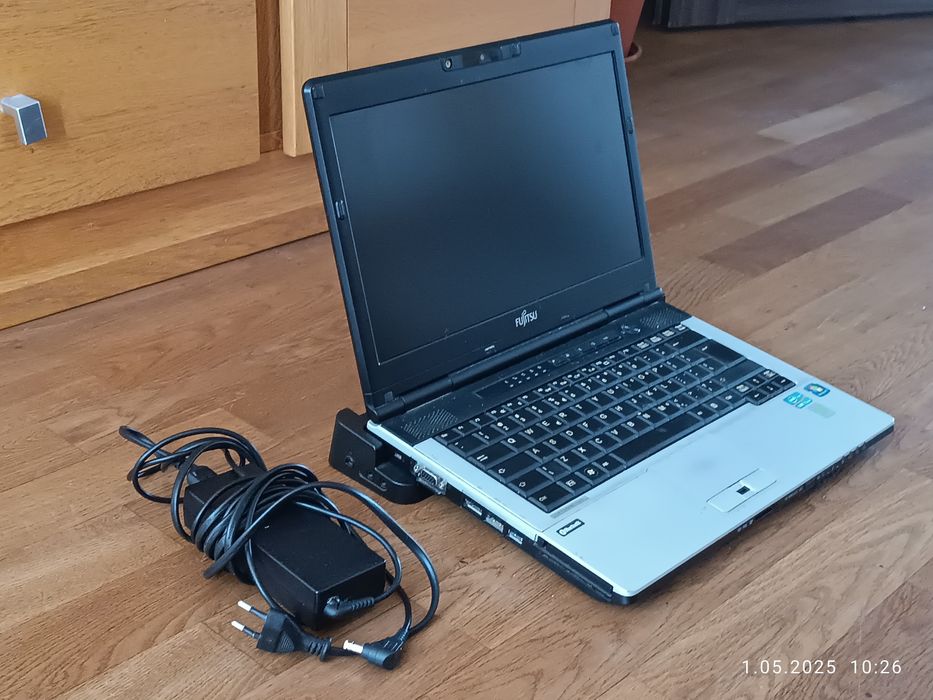 Laptop Fujitsu Siemens Lifebook S751