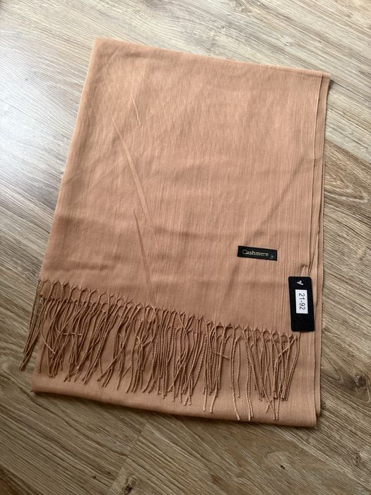 Szalik chusta damski Cashmere karmelowy brązowy jesień elegancki