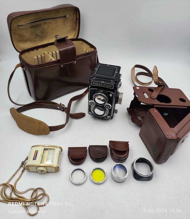 Aparat Rolleiflex Automat Carl Zeiss Tessar 75 mm f/3.5 filtry osłona światłomierz etui torba