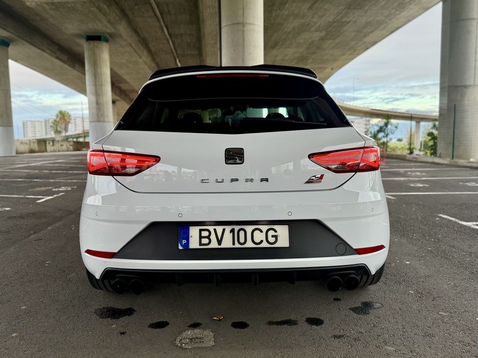 Seat Leon Cupra 300 Performance