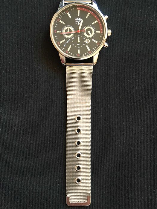 Quartz fashion watches