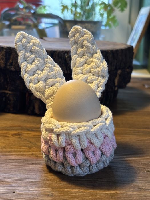 Zajączki wielkanocne- osłonki na jajka - komplet 4 sztuki