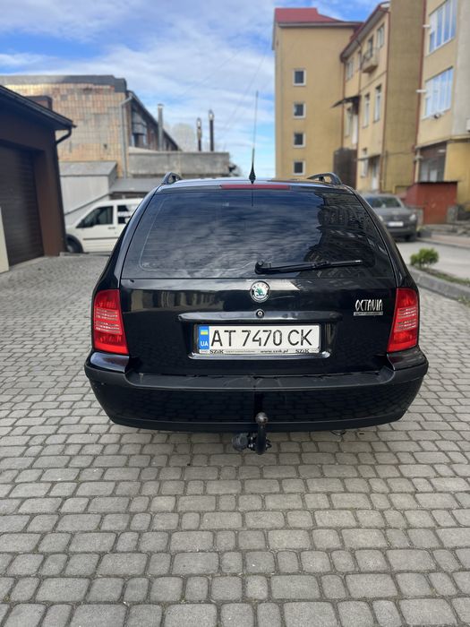 Skoda octavia tour 1.6 mpi