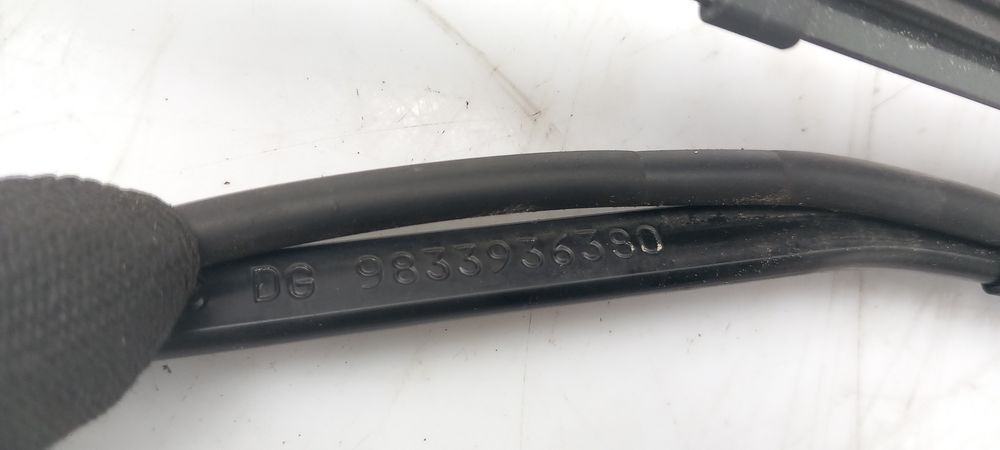 Haste / braço de escova limpa vidros frente esquerda CITROËN Berlingo
