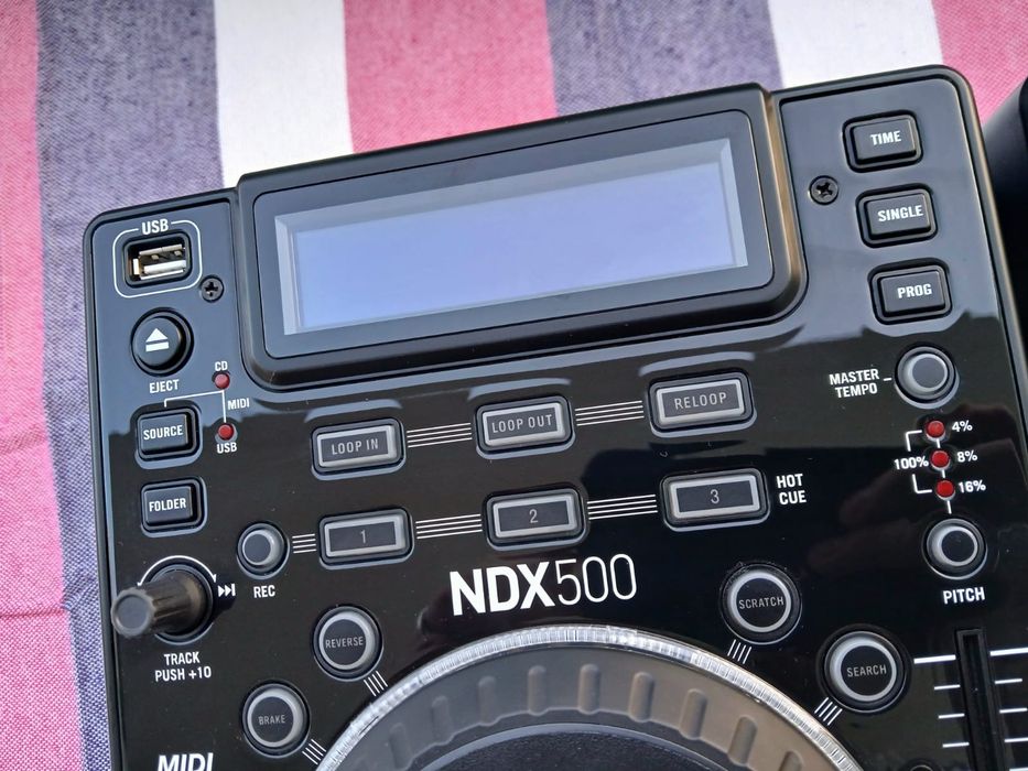 Numark NDX500 PAR( Leitor CD USB e Controlador MIDI)