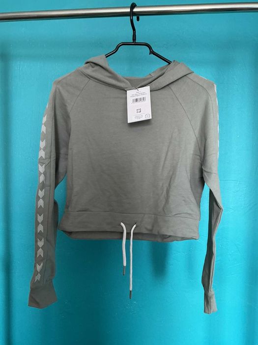 Krótka bluza crop z kapturem rozmiar S