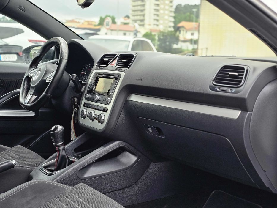 VOLKSWAGEN SCIROCCO 2.0TDI 140cv
