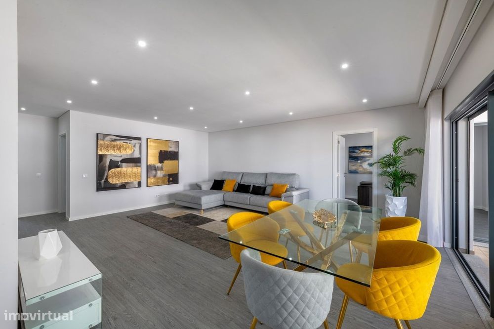 Oportunidade Apartamento T3 Olhão