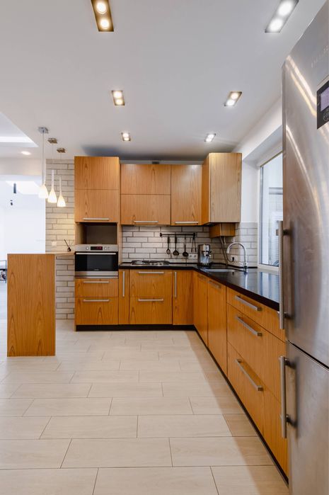 Квадрохаус 120 м² у Бучі, вул. Революції — $152 000. Індивідуальне газове опалення, тепла підлога, мансарда. Зроблено Якісний Ремонт.