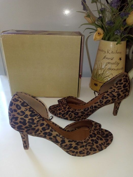 Туфли женские, натуральная замша, "леопардовый" принт, р.39.