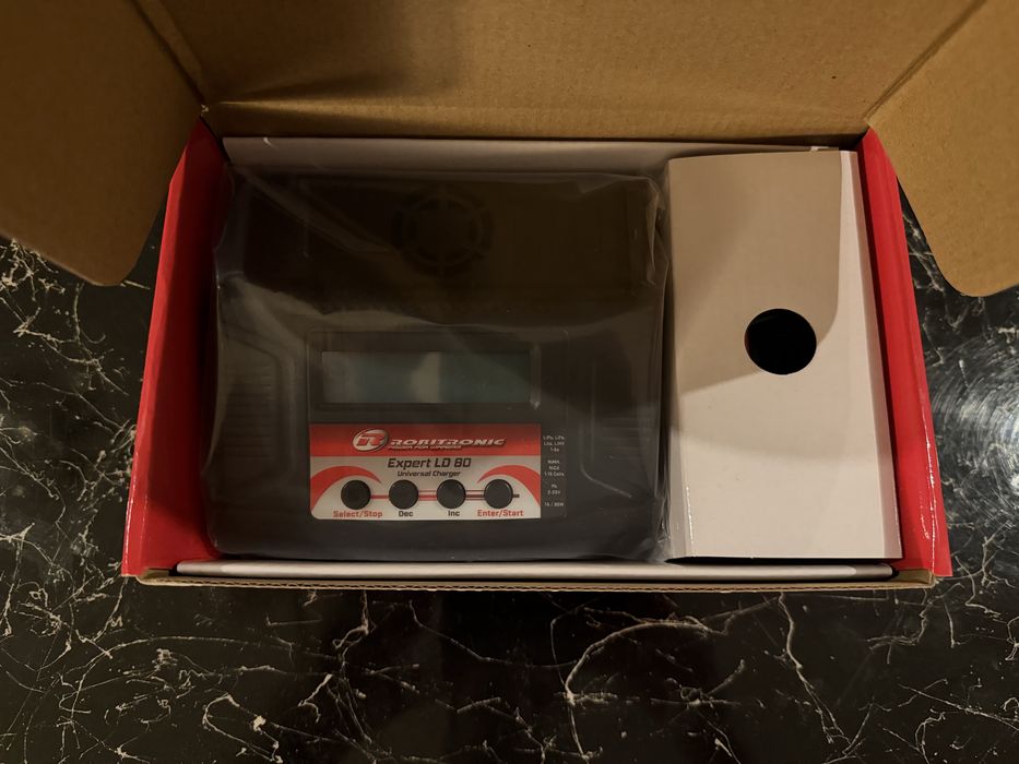 Carregador Robitronic Expert LD 80 RC (NOVO)