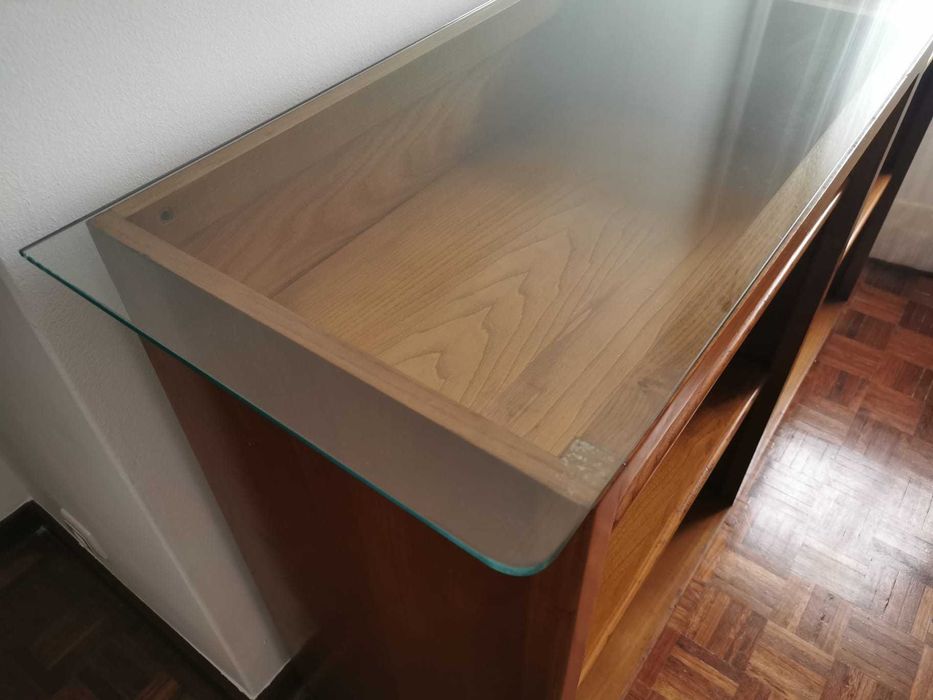 Móvel madeira de carvalho