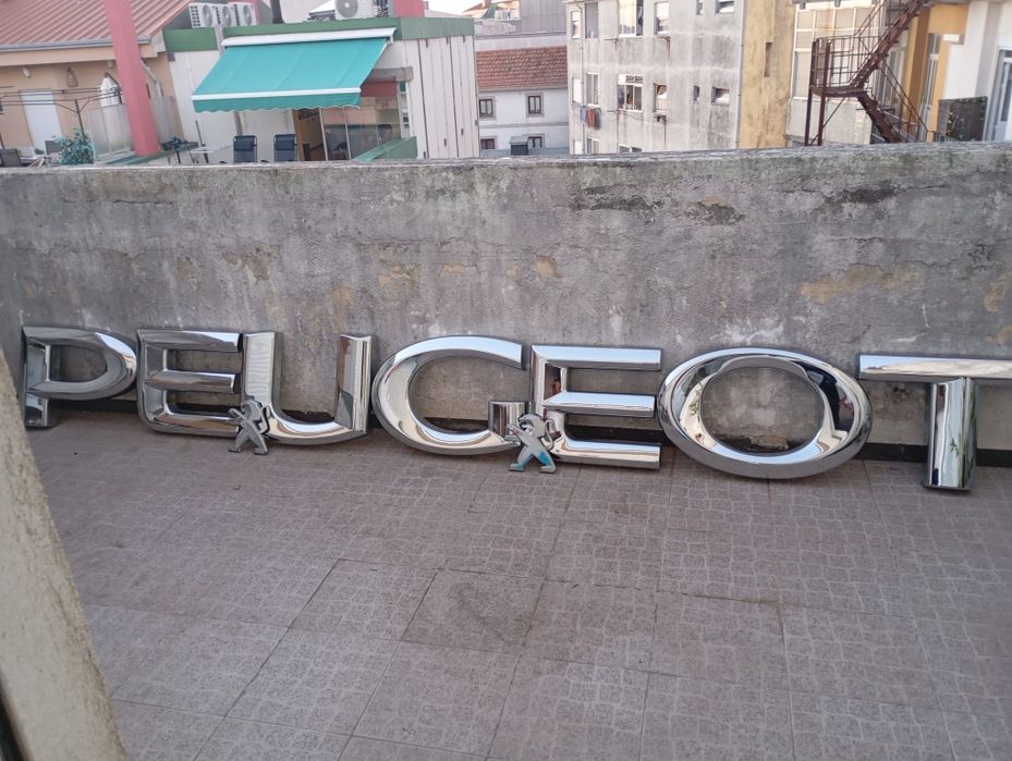 Letras da  peugeot