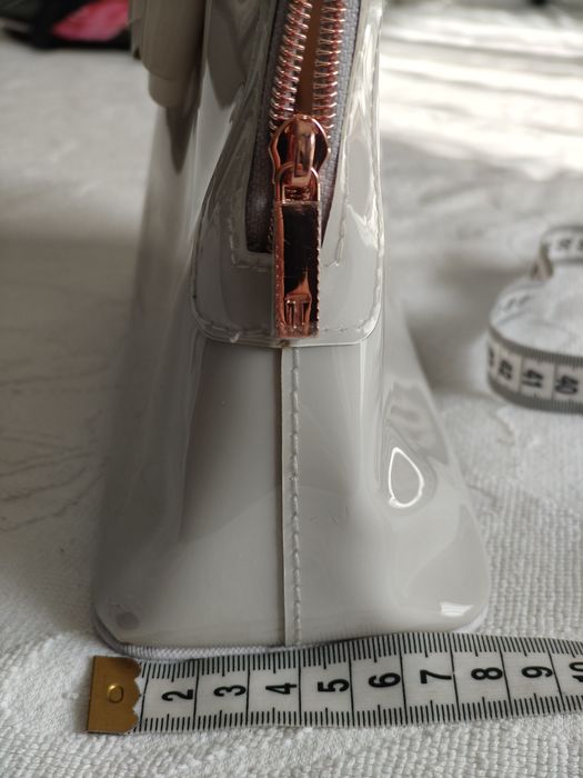 Ted Baker kosmetyczka Abbie Curved Bow
