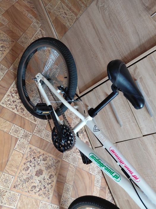 Sprzedam rower BMX biały Firmy DHS Jumper
