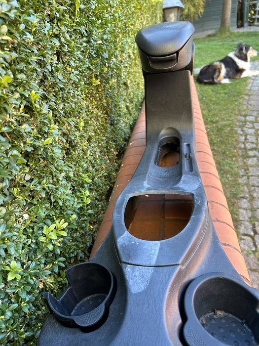 Tunel podłokietnik focus USA mk1